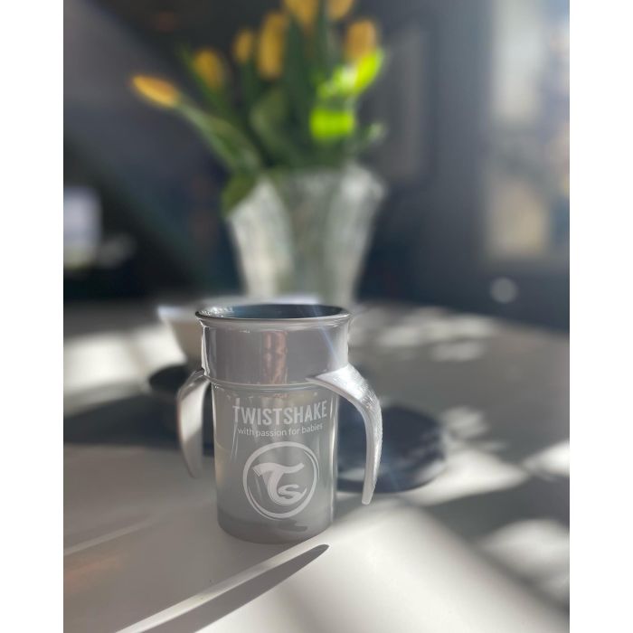 Twistshake buteliukas 360 nuo 6mėn pilkas 78930