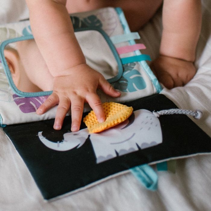 Mīkstā grāmatiņa  "Safari"