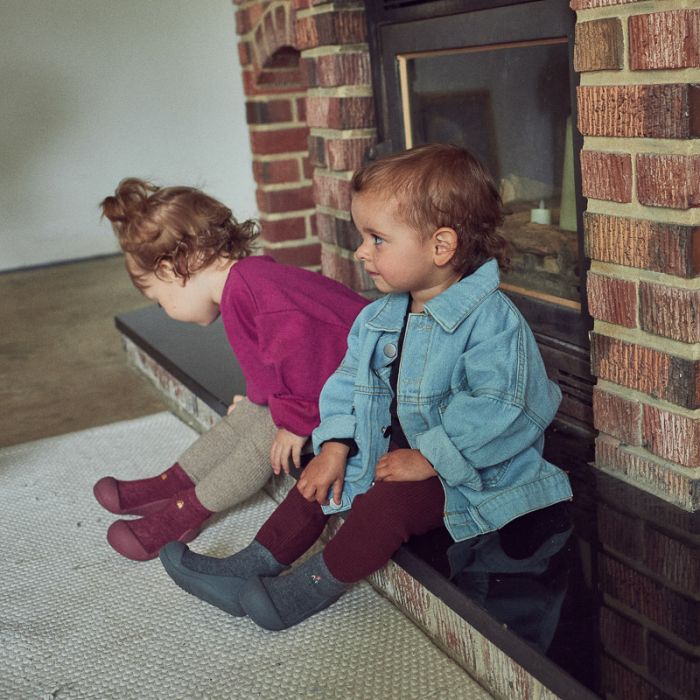 Mazuļu pirmās kurpes Attipas "Basic chacoal" 