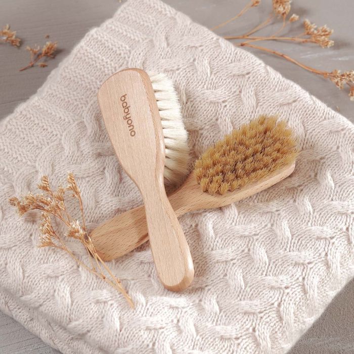 Babyono natūralių šerių šepetys vidutinio minkštumo 1655