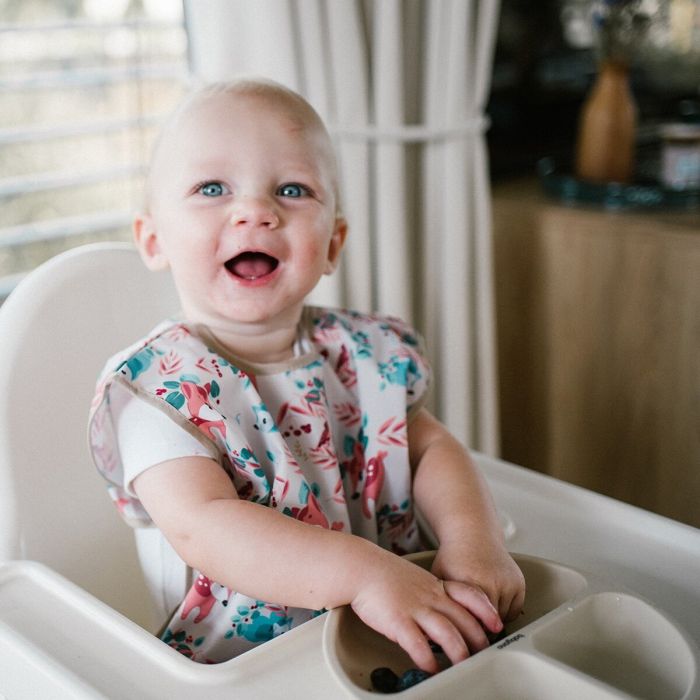 Babyono prijuostė neperšlampama su kišene nuo 24 mėn miškas rudas 1642/02