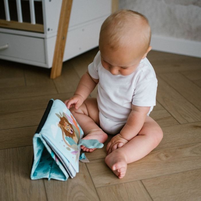 Mīkstā grāmatiņa  "Safari"