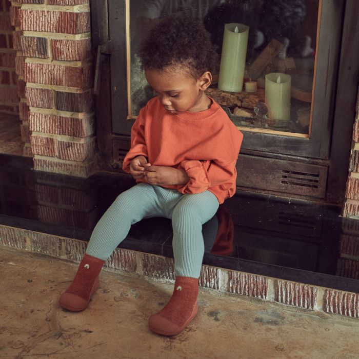 Mazuļu pirmās kurpes Attipas "Basic chacoal" 