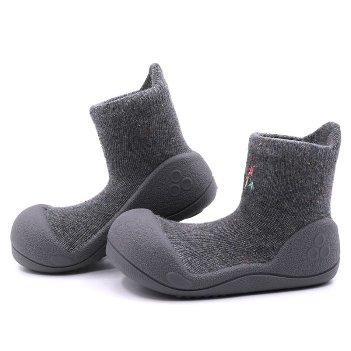 Mazuļu pirmās kurpes Attipas "Basic chacoal" 