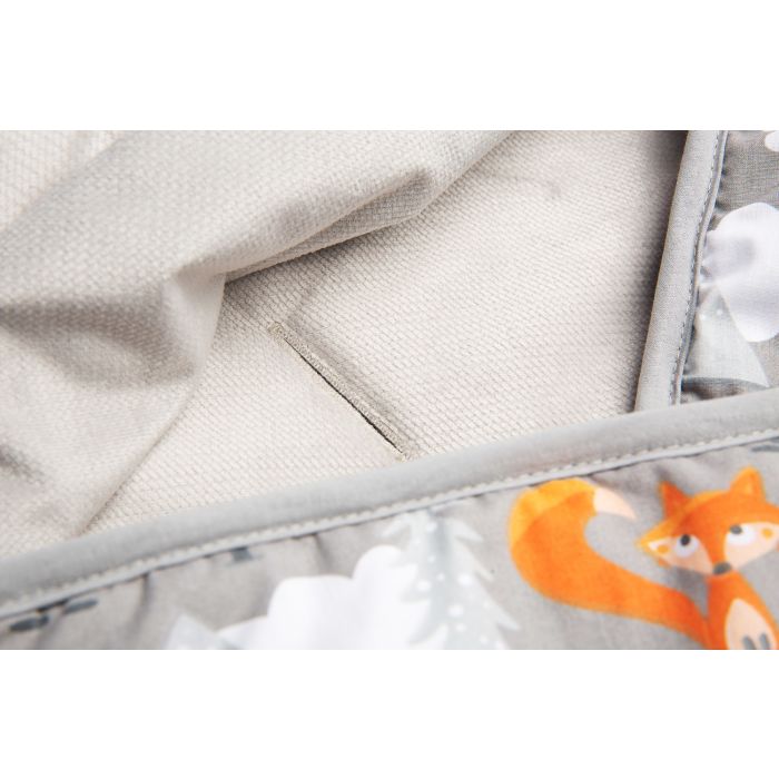 Autosēdeklīša guļammaiss "Mountains high" 90x90 cm 